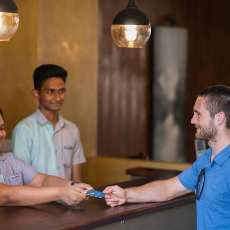 Sea Horse Hotel & Spa Negombo Exterior foto
