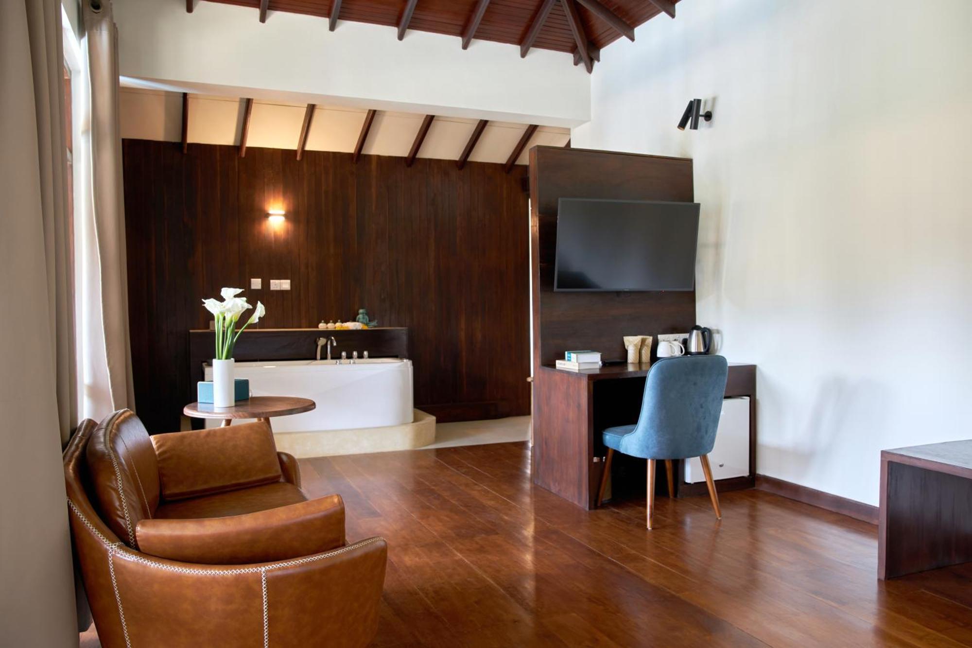 Sea Horse Hotel & Spa Negombo Exterior foto